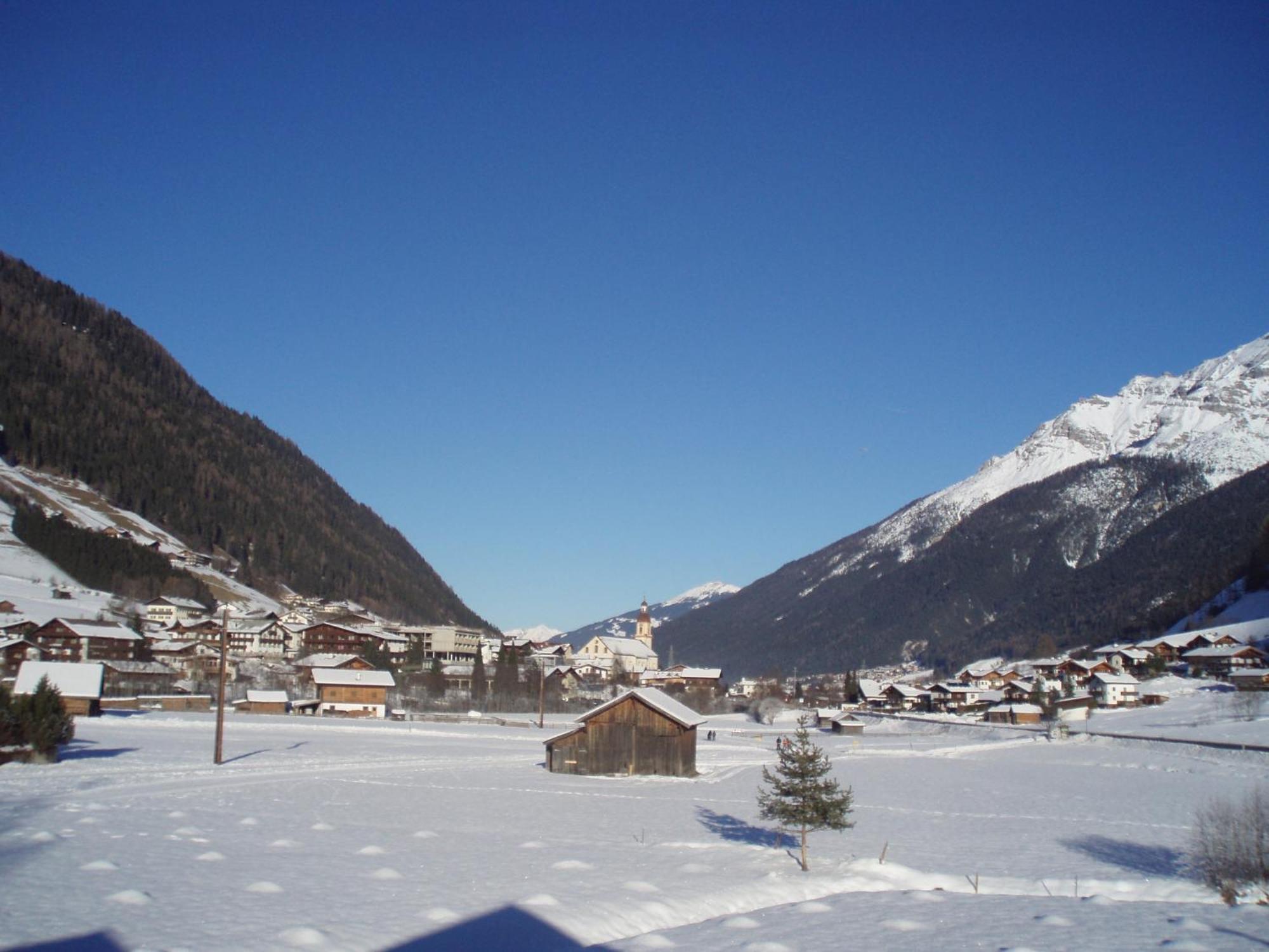 Pension Nigella Neustift im Stubaital Esterno foto