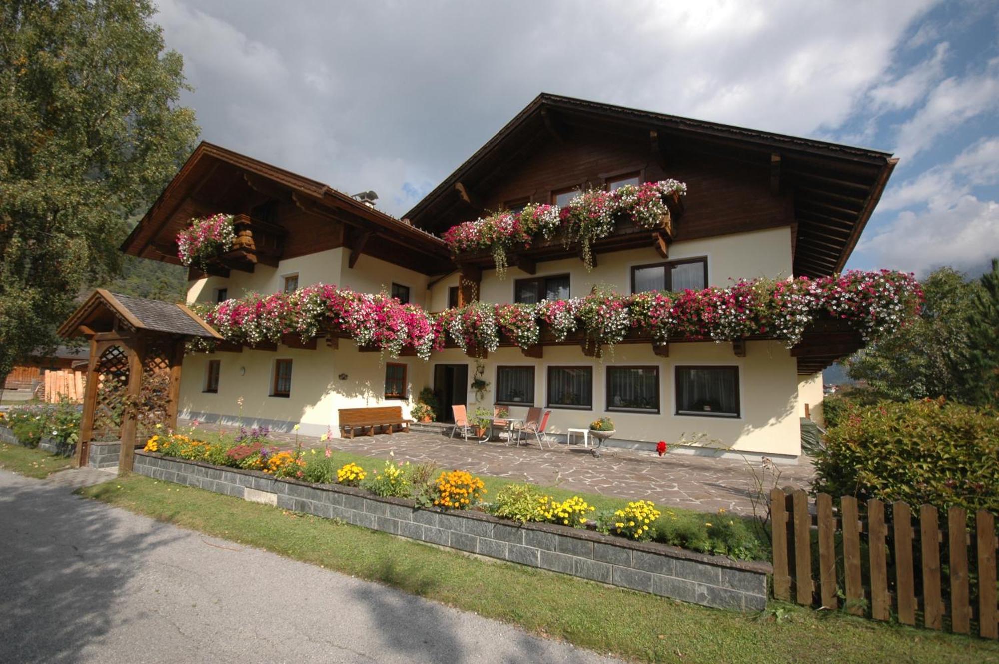 Pension Nigella Neustift im Stubaital Esterno foto