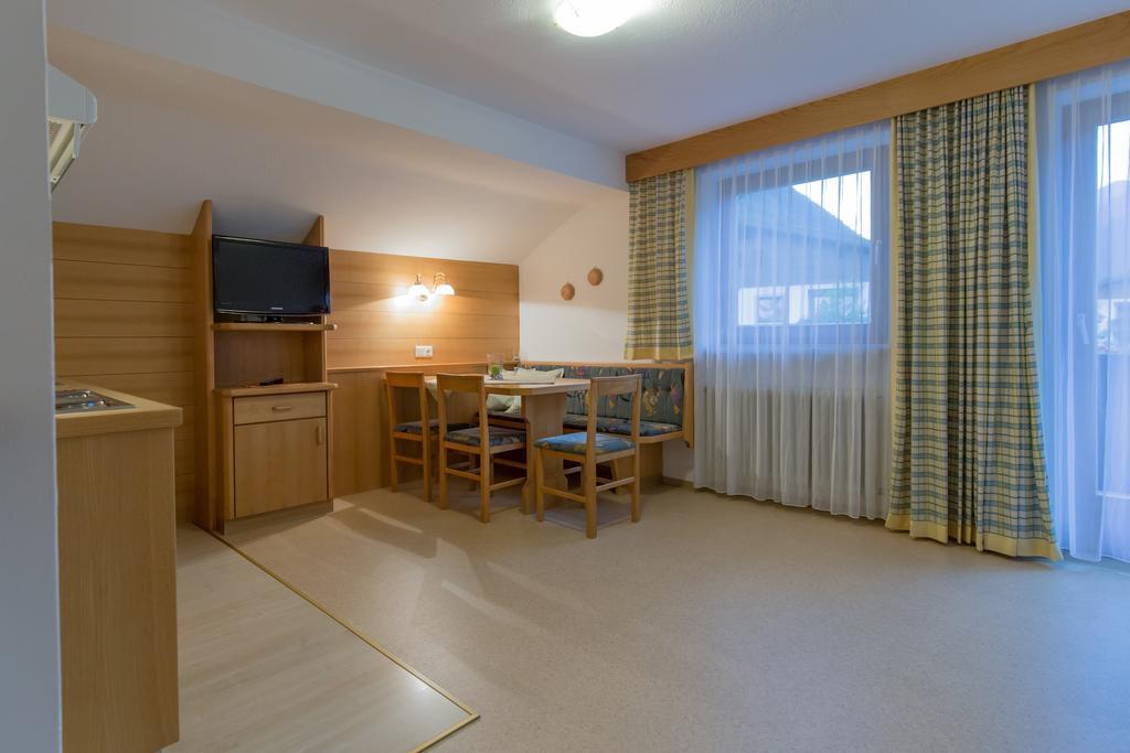Pension Nigella Neustift im Stubaital Esterno foto
