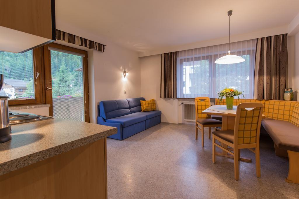 Pension Nigella Neustift im Stubaital Esterno foto