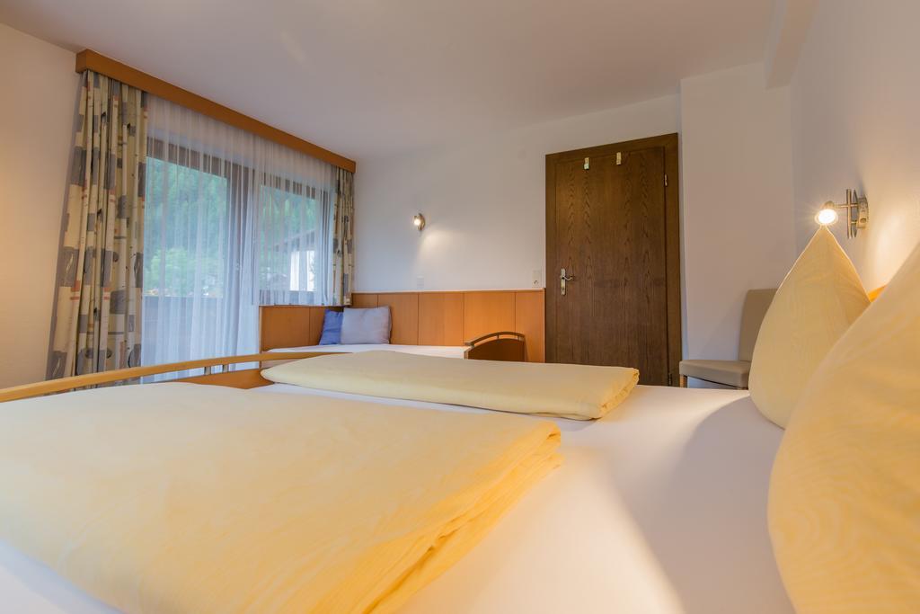 Pension Nigella Neustift im Stubaital Esterno foto
