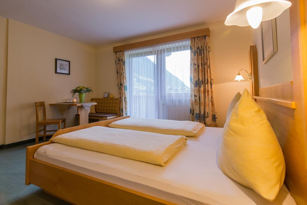 Pension Nigella Neustift im Stubaital Esterno foto